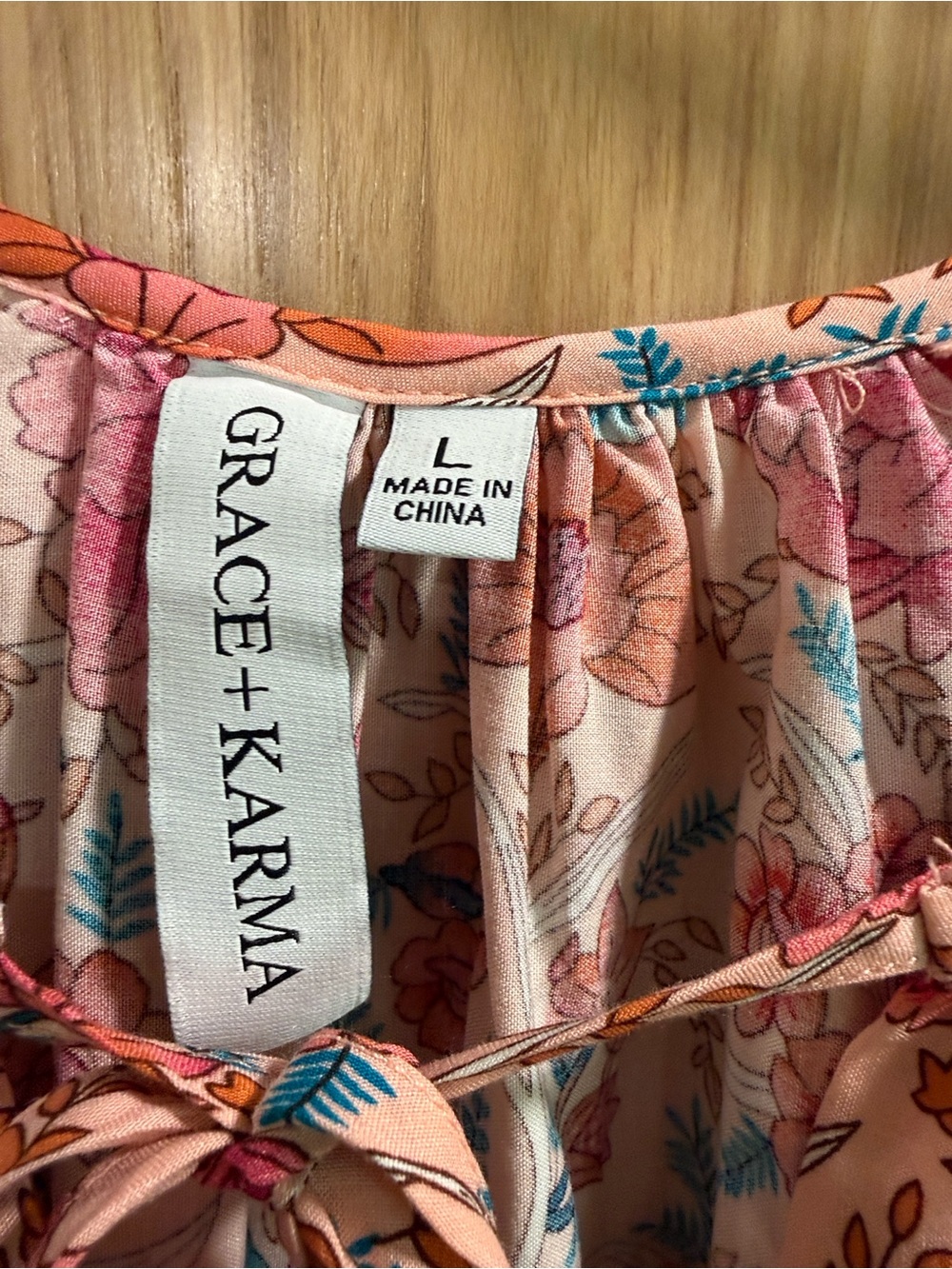 NWT Grace + Karma Size L Boho Peasant Festival Hippie Floral Tassel Tie Blouse - Picture 5 of 12